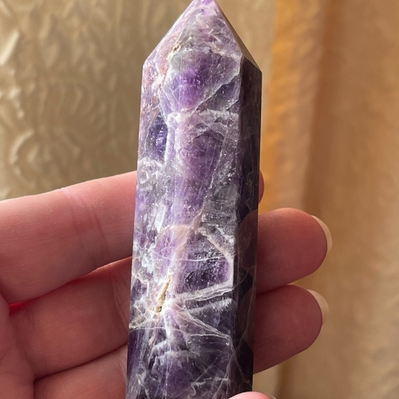 Dream amethyst and purple fluorite Genuine gemstone towers - Picture 7 of 10